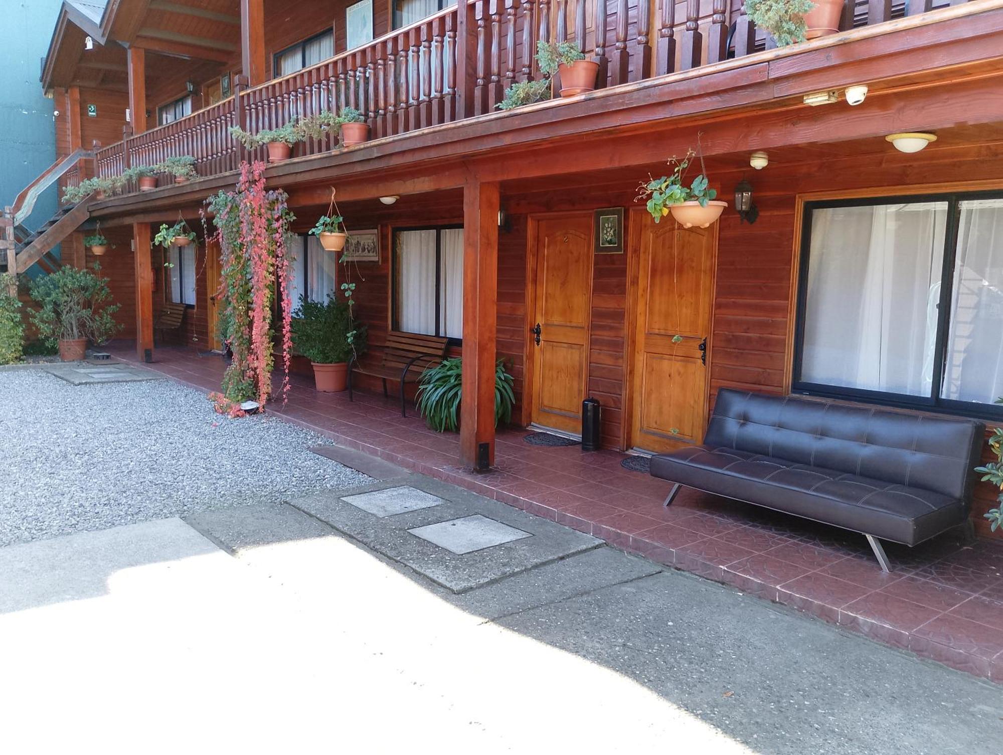 Apart-Hotel Colonia-Koenigsberg Estacionamiento Deptos Completos Ubicado En El Centro De Valdivia Aire Acondicionado Екстериор снимка
