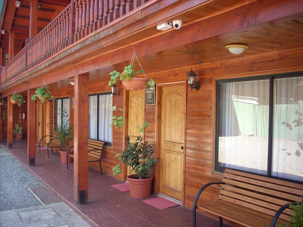 Apart-Hotel Colonia-Koenigsberg Estacionamiento Deptos Completos Ubicado En El Centro De Valdivia Aire Acondicionado Екстериор снимка