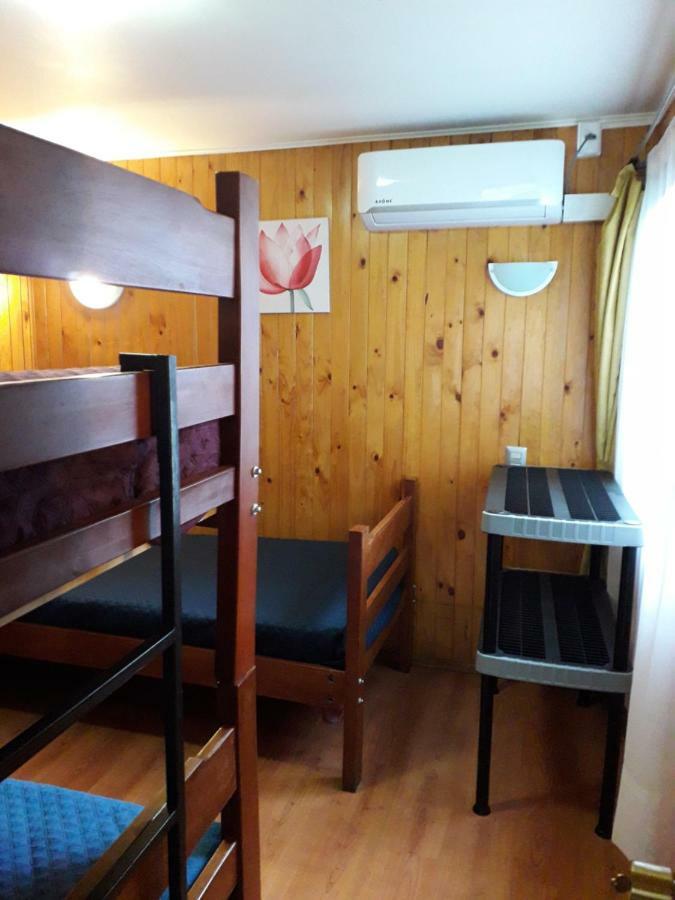 Apart-Hotel Colonia-Koenigsberg Estacionamiento Deptos Completos Ubicado En El Centro De Valdivia Aire Acondicionado Екстериор снимка